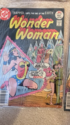 Wonder woman comic book lot - dc,