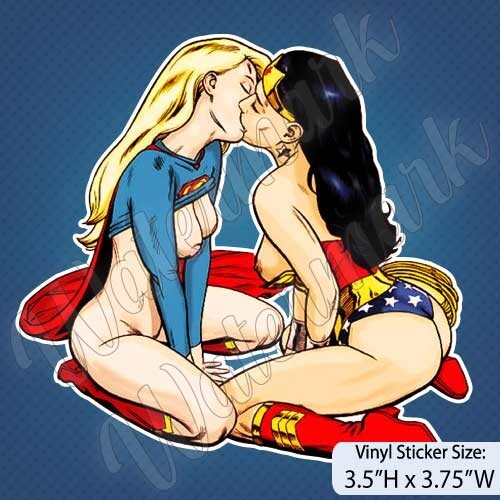 Supergirl wonderwoman kiss - supergirl/, wonderwoman/
