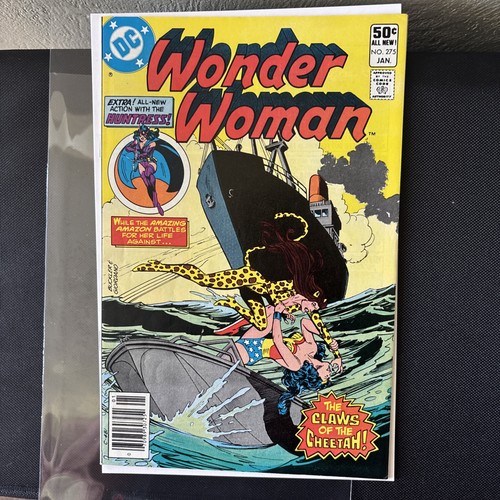 Wonder woman 275 near - #275,